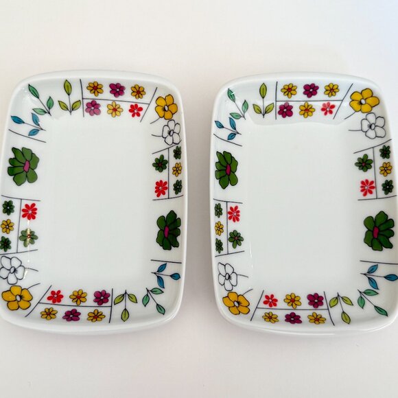 Trio of Mid 20th Century Porcelain Plates by Emilio Pucci and Hans Theo Baumann - Picture 3 of 6